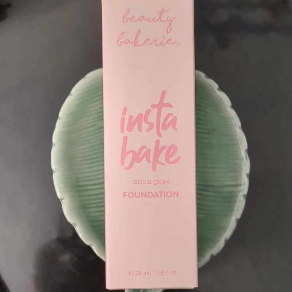 Aqua Glass Foundation